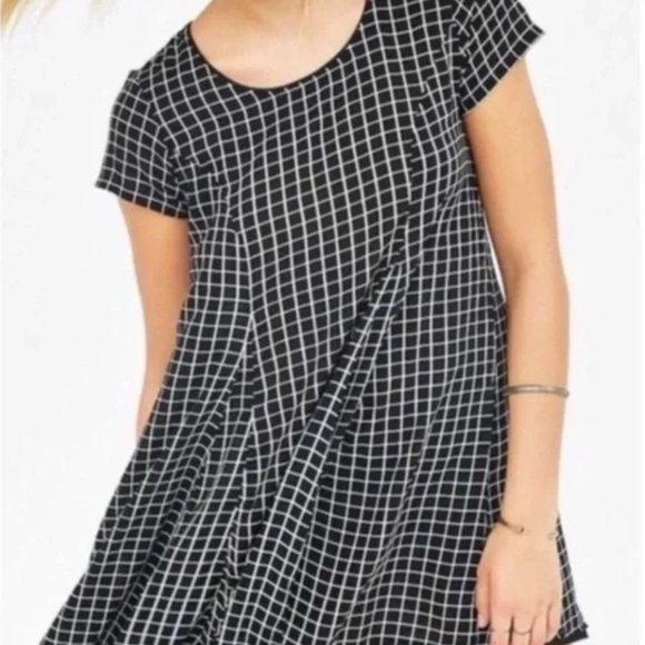 SILENCE + NOISE/URBAN OUTFITTERS Swing Mini Dress - Picture 7 of 7